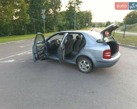 Сірий Шкода Фабія, об'ємом двигуна 1.4 л та пробігом 297 тис. км за 3000 $, фото 7 на Automoto.ua