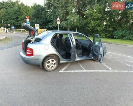 Сірий Шкода Фабія, об'ємом двигуна 1.4 л та пробігом 297 тис. км за 3000 $, фото 15 на Automoto.ua