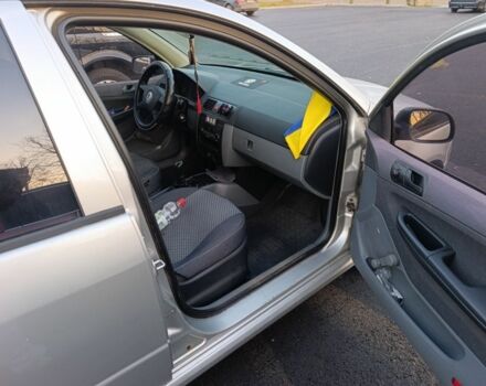 Серый Шкода Фабия, объемом двигателя 1.4 л и пробегом 288 тыс. км за 1888 $, фото 16 на Automoto.ua