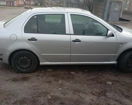 Серый Шкода Фабия, объемом двигателя 1.4 л и пробегом 220 тыс. км за 2800 $, фото 2 на Automoto.ua