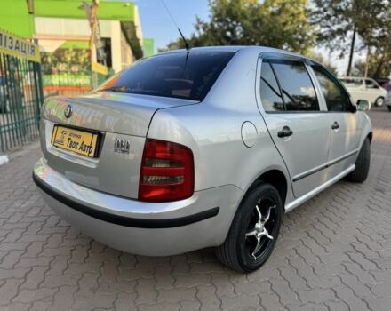 Серый Шкода Фабия, объемом двигателя 1.4 л и пробегом 229 тыс. км за 3700 $, фото 6 на Automoto.ua