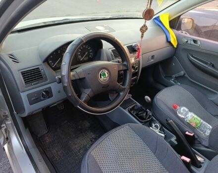 Серый Шкода Фабия, объемом двигателя 1.4 л и пробегом 288 тыс. км за 1888 $, фото 17 на Automoto.ua