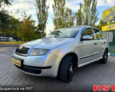 Серый Шкода Фабия, объемом двигателя 1.4 л и пробегом 229 тыс. км за 3700 $, фото 1 на Automoto.ua