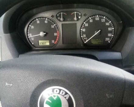 Серый Шкода Фабия, объемом двигателя 1.39 л и пробегом 226 тыс. км за 3550 $, фото 3 на Automoto.ua