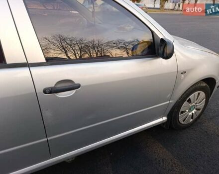 Серый Шкода Фабия, объемом двигателя 1.4 л и пробегом 288 тыс. км за 2000 $, фото 9 на Automoto.ua