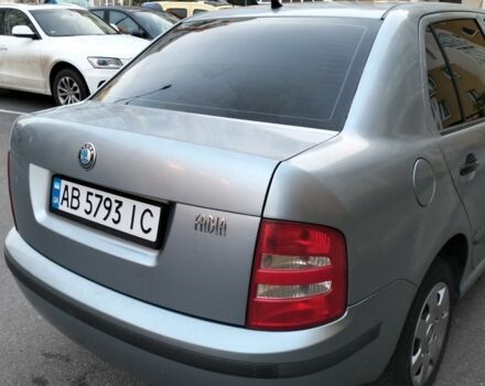 Серый Шкода Фабия, объемом двигателя 1.4 л и пробегом 215 тыс. км за 3600 $, фото 4 на Automoto.ua