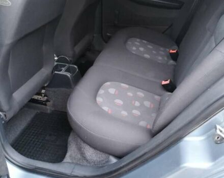 Серый Шкода Фабия, объемом двигателя 1.39 л и пробегом 215 тыс. км за 3700 $, фото 13 на Automoto.ua