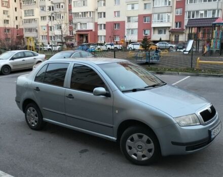 Серый Шкода Фабия, объемом двигателя 1.4 л и пробегом 215 тыс. км за 3600 $, фото 2 на Automoto.ua