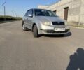 Сірий Шкода Фабія, об'ємом двигуна 1.4 л та пробігом 220 тис. км за 3100 $, фото 1 на Automoto.ua