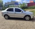 Серый Шкода Фабия, объемом двигателя 1.2 л и пробегом 332 тыс. км за 2200 $, фото 1 на Automoto.ua