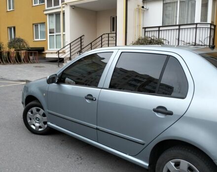 Серый Шкода Фабия, объемом двигателя 1.4 л и пробегом 215 тыс. км за 3600 $, фото 13 на Automoto.ua