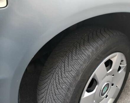 Серый Шкода Фабия, объемом двигателя 1.39 л и пробегом 215 тыс. км за 3700 $, фото 15 на Automoto.ua