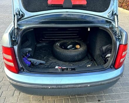 Серый Шкода Фабия, объемом двигателя 1.4 л и пробегом 319 тыс. км за 3400 $, фото 13 на Automoto.ua