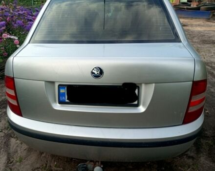 Серый Шкода Фабия, объемом двигателя 1 л и пробегом 360 тыс. км за 3200 $, фото 1 на Automoto.ua