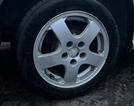 Серый Шкода Фабия, объемом двигателя 1.39 л и пробегом 187 тыс. км за 3500 $, фото 12 на Automoto.ua