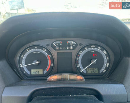 Серый Шкода Фабия, объемом двигателя 1.4 л и пробегом 246 тыс. км за 2950 $, фото 10 на Automoto.ua