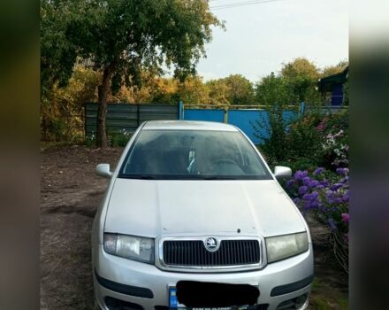 Серый Шкода Фабия, объемом двигателя 1 л и пробегом 360 тыс. км за 3200 $, фото 2 на Automoto.ua