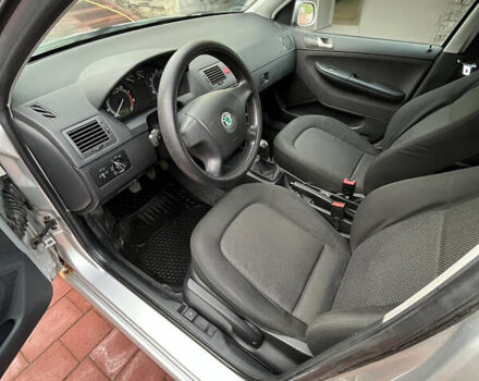 Сірий Шкода Фабія, об'ємом двигуна 1.2 л та пробігом 175 тис. км за 3500 $, фото 14 на Automoto.ua