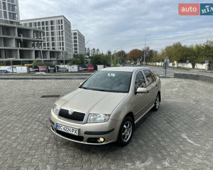 Серый Шкода Фабия, объемом двигателя 1.39 л и пробегом 196 тыс. км за 3200 $, фото 3 на Automoto.ua