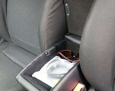 Серый Шкода Фабия, объемом двигателя 1.4 л и пробегом 239 тыс. км за 3900 $, фото 10 на Automoto.ua