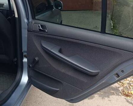 Серый Шкода Фабия, объемом двигателя 1.4 л и пробегом 239 тыс. км за 3900 $, фото 15 на Automoto.ua