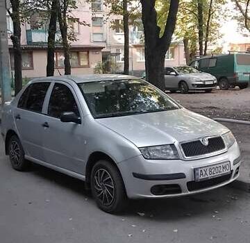 Серый Шкода Фабия, объемом двигателя 1.2 л и пробегом 207 тыс. км за 2999 $, фото 3 на Automoto.ua