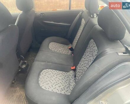 Серый Шкода Фабия, объемом двигателя 1.2 л и пробегом 390 тыс. км за 2000 $, фото 3 на Automoto.ua