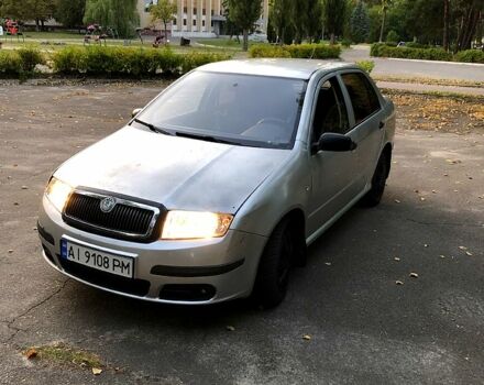 Серый Шкода Фабия, объемом двигателя 1.2 л и пробегом 240 тыс. км за 2999 $, фото 5 на Automoto.ua