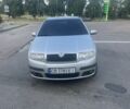 Серый Шкода Фабия, объемом двигателя 1.4 л и пробегом 255 тыс. км за 2500 $, фото 1 на Automoto.ua