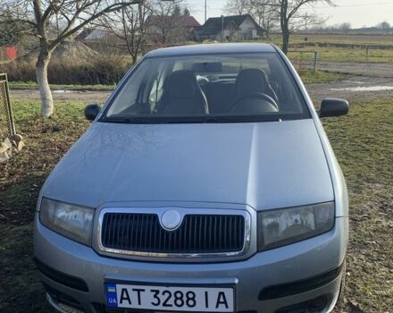 Серый Шкода Фабия, объемом двигателя 1.2 л и пробегом 208 тыс. км за 4000 $, фото 1 на Automoto.ua