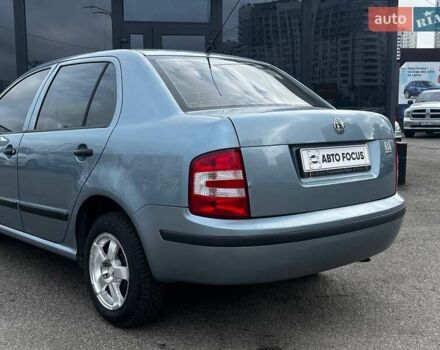 Шкода Фабия 2006 в Киеве на Automoto.ua Серый Шкода Фабия, объемом двигателя 1.2 л и пробегом 230 тыс. км за 4790 $, фото 5 на Automoto.ua