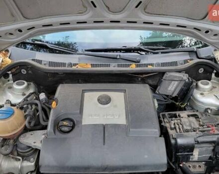 Серый Шкода Фабия, объемом двигателя 1.2 л и пробегом 220 тыс. км за 3300 $, фото 15 на Automoto.ua