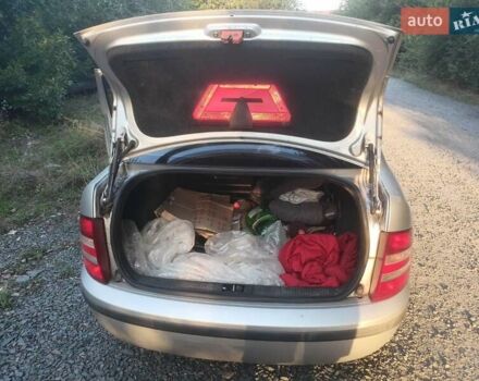 Серый Шкода Фабия, объемом двигателя 1.2 л и пробегом 242 тыс. км за 3500 $, фото 18 на Automoto.ua