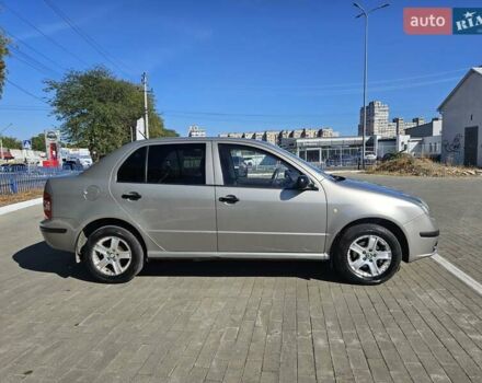 Сірий Шкода Фабія, об'ємом двигуна 1.2 л та пробігом 182 тис. км за 4000 $, фото 1 на Automoto.ua