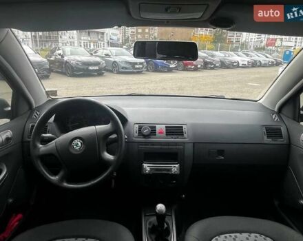 Шкода Фабия 2006 в Киеве на Automoto.ua Серый Шкода Фабия, объемом двигателя 1.2 л и пробегом 230 тыс. км за 4790 $, фото 21 на Automoto.ua