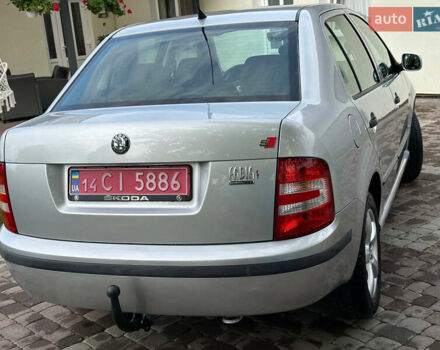 Сірий Шкода Фабія, об'ємом двигуна 1.4 л та пробігом 245 тис. км за 4650 $, фото 2 на Automoto.ua