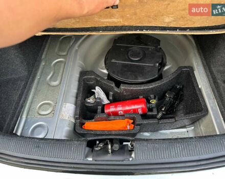 Сірий Шкода Фабія, об'ємом двигуна 1.4 л та пробігом 245 тис. км за 4650 $, фото 12 на Automoto.ua