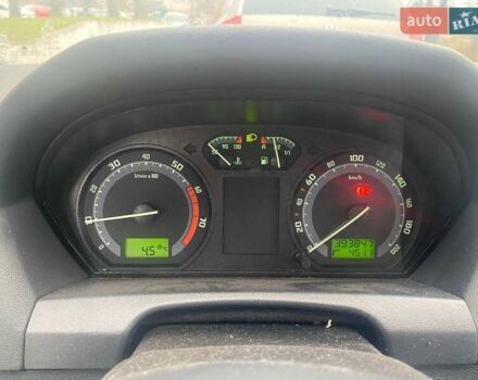 Серый Шкода Фабия, объемом двигателя 1.2 л и пробегом 390 тыс. км за 2000 $, фото 2 на Automoto.ua