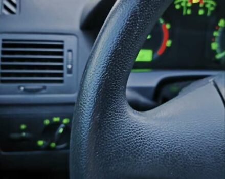 Серый Шкода Фабия, объемом двигателя 1.2 л и пробегом 48 тыс. км за 5300 $, фото 34 на Automoto.ua