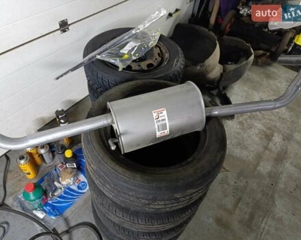 Серый Шкода Фабия, объемом двигателя 1.2 л и пробегом 227 тыс. км за 5300 $, фото 53 на Automoto.ua