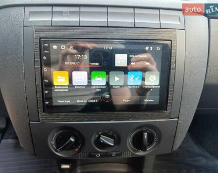 Серый Шкода Фабия, объемом двигателя 1.2 л и пробегом 227 тыс. км за 5300 $, фото 22 на Automoto.ua