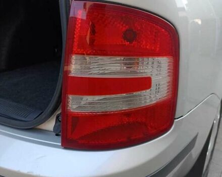 Серый Шкода Фабия, объемом двигателя 1.2 л и пробегом 227 тыс. км за 5300 $, фото 7 на Automoto.ua