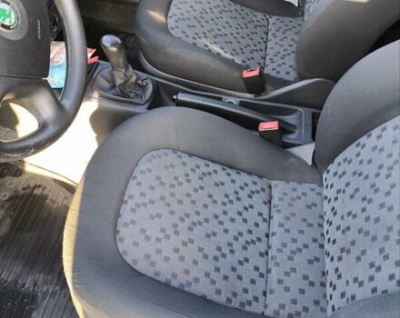 Серый Шкода Фабия, объемом двигателя 1.2 л и пробегом 48 тыс. км за 5300 $, фото 37 на Automoto.ua