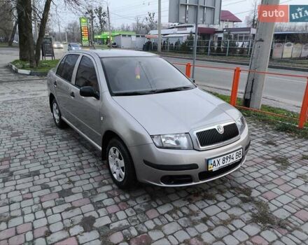 Серый Шкода Фабия, объемом двигателя 1.2 л и пробегом 48 тыс. км за 5300 $, фото 2 на Automoto.ua