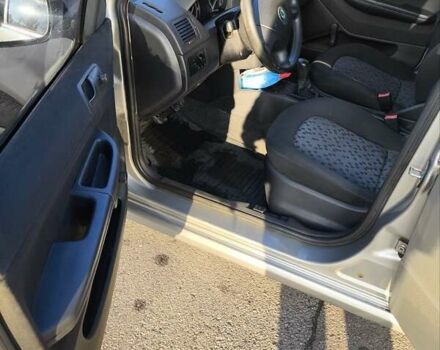 Серый Шкода Фабия, объемом двигателя 1.2 л и пробегом 48 тыс. км за 5300 $, фото 40 на Automoto.ua