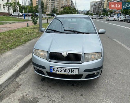 Серый Шкода Фабия, объемом двигателя 1.39 л и пробегом 330 тыс. км за 3400 $, фото 3 на Automoto.ua