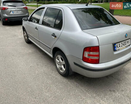 Серый Шкода Фабия, объемом двигателя 1.39 л и пробегом 330 тыс. км за 3400 $, фото 7 на Automoto.ua