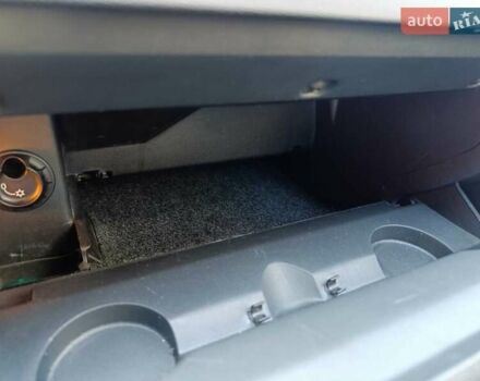 Серый Шкода Фабия, объемом двигателя 1.2 л и пробегом 227 тыс. км за 5300 $, фото 24 на Automoto.ua