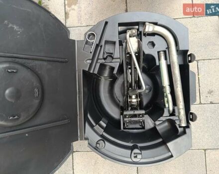 Серый Шкода Фабия, объемом двигателя 1.2 л и пробегом 227 тыс. км за 5300 $, фото 39 на Automoto.ua