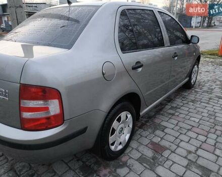 Серый Шкода Фабия, объемом двигателя 1.2 л и пробегом 48 тыс. км за 5300 $, фото 4 на Automoto.ua